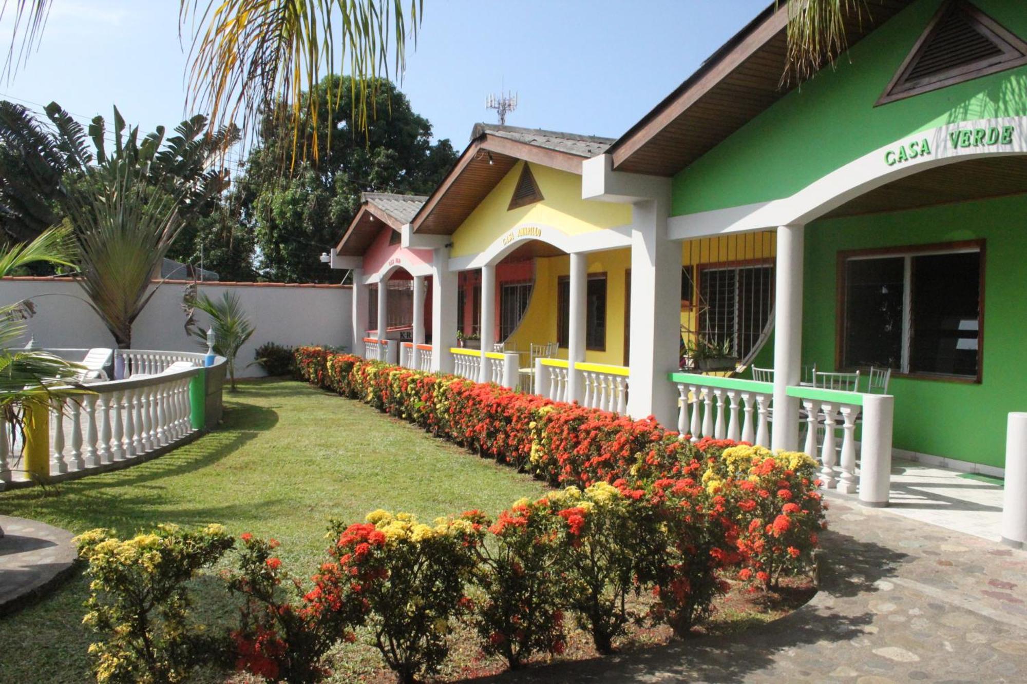 Rainbow Village La Ceiba Extérieur photo